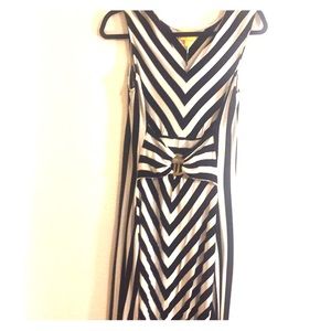 Accentuates waist perfectly